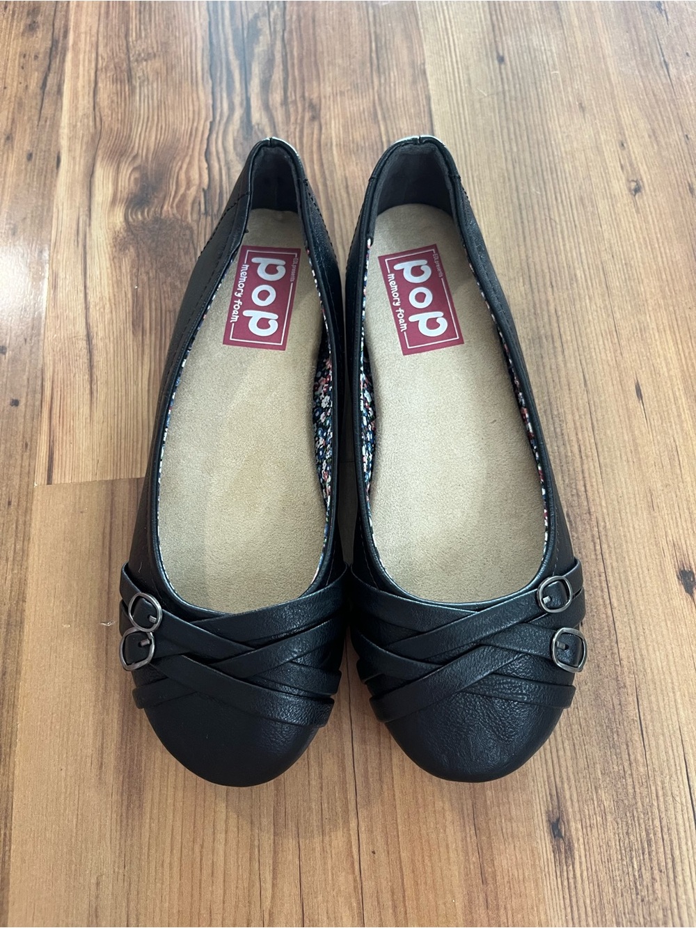 NWT Pop Black Buckle Ballet Flats Womenโs Size 6.5